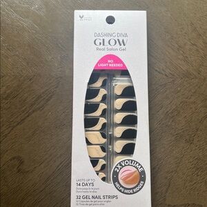 Groovy Nights Ultra Glossy Nail Strips